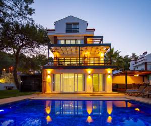 Villa Deep Sea Vip: Fethiye Lüks, Jakuzili, Havuzlu Kiralık Villa